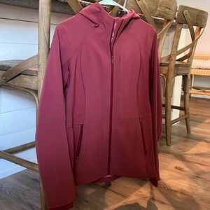 Lululemon cross chill jacket